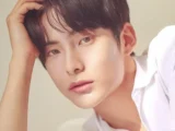 Park Junhee Biography: Real Name, Albums, Concerts, Partner, Net Worth, YouTube, Parents, Siblings, Age, Height, Songs, Tours