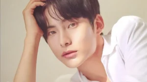 Park Junhee - Biography