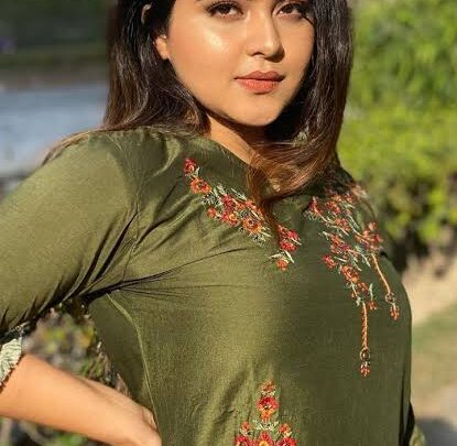 Twinkle Sharma Biography: Parents, Religion, Instagram, Ethnicity, Boyfriend, Age, Height, Net Worth, TwinkMedia