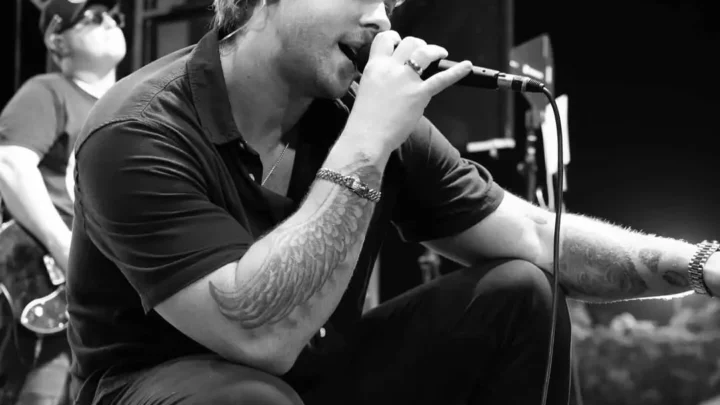 Alex Mather Biography: Wife, Siblings, Children, Net Worth, Age, Parents, Height, Songs & Albums, YouTube, Concerts