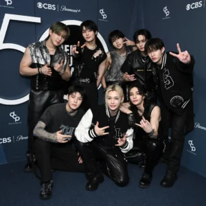 Stray Kids