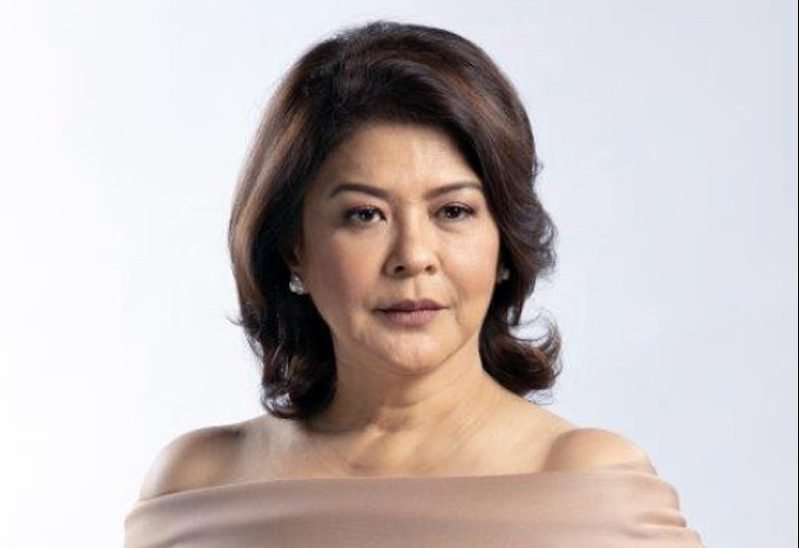 Sandy Andolong - Biography