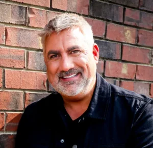 Taylor Hicks - Biography