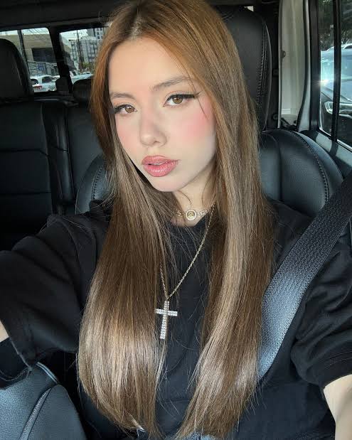 Miranda León Biography: Age, Songs, Height, Net Worth, Parents, Albums, Career, TikTok, Boyfriend