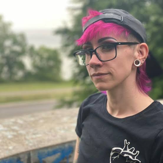 Tori Phantom Biography: Age, Ex-Husband, Kids, Height, Net Worth, Parents, Podcast, Career
