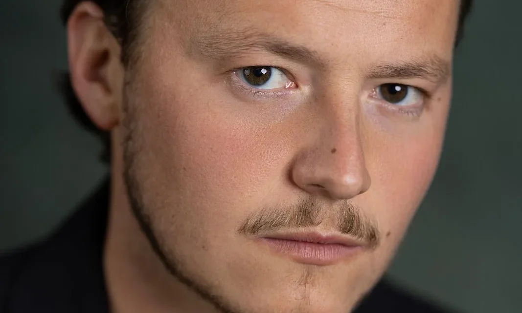 Charlie Wernham Biography: Age, Wife, Height, Net Worth, Parents, Movies & TV Shows, Career