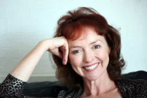 Melanie Walters - Biography