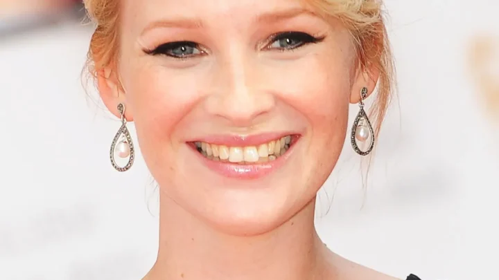 Joanna Page Biography: Age, Husband, Kids, Height, Net Worth, Parents, Movies & TV Shows