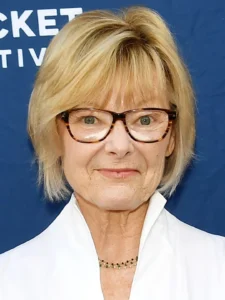 Jane Curtin - Biography