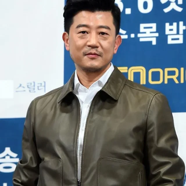 Park Sang-min Biography: Age, Wife, Height, Net Worth, Parents, Movies & TV Shows, Career