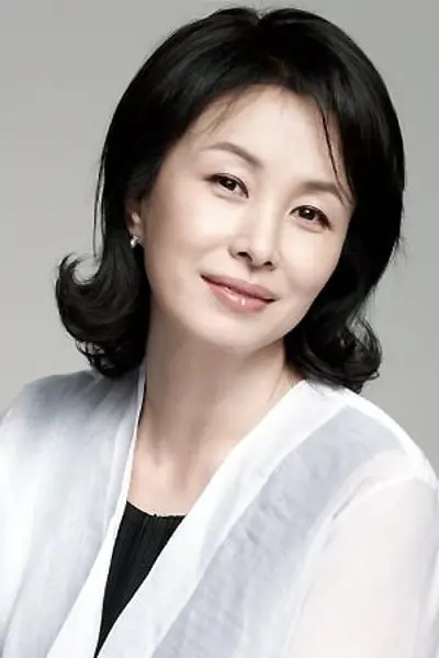 Kim Mi-sook Biography: Age, Husband, Kids, Height, Net Worth, Parents, Movies & TV Shows