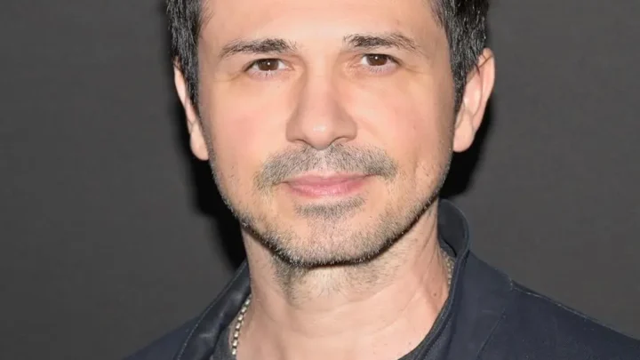 Freddy Rodriguez Biography: Age, Wife, Sons, Height, Net Worth, Parents, Movies & TV Shows