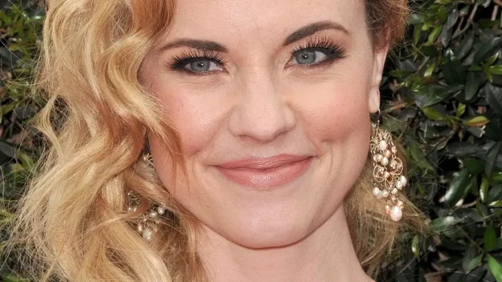 Molly Burnett Biography: Age, Height, Net Worth, Parents, Movies & TV Shows, Career