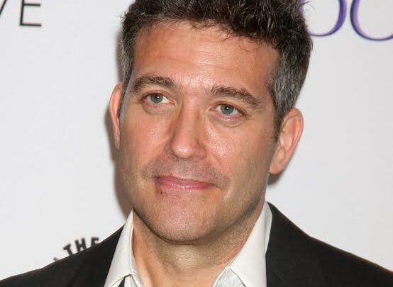 Craig Bierko Biography: Age, Height, Net Worth, Girlfriend, Movies, Awards, Songs, Ethnicity, Instagram