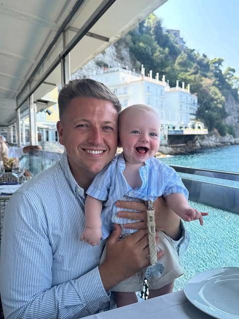 Simon Wilson - Biography