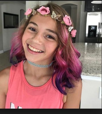 Kayla Davis - Biography
