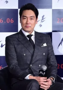 Cho Jin-woong - Biography