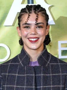 Safia Oakley-Green - Biography