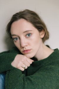 Mirren Mack - Biography