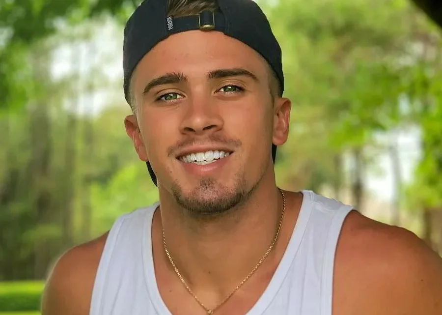 Cole LaBrant’s Brother Jack LaBrant Biography: Age, Parents, Height, Net Worth, Siblings, Ethnicity, Religion, TikTok