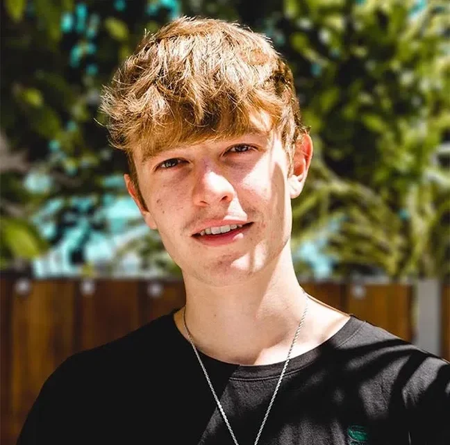 Faze Blaze Biography: Age, Real Name, Height, Net Worth, Faze Clan, Girlfriend, Parents, Ethnicity,  Religion, YouTube