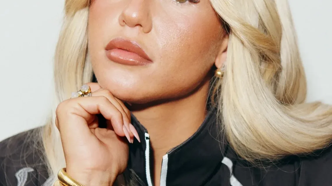 Skye Newman Biography: Age, Parents, Siblings, Height, Net Worth, Songs, Albums, Partner, Instagram
