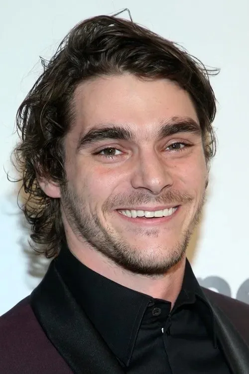 RJ Mitte - Biography