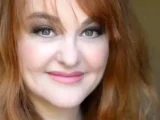 Julie Brown Biography: Parents, Net Worth, Height, Movies, Songs, Age, Husband, Children, Concerts