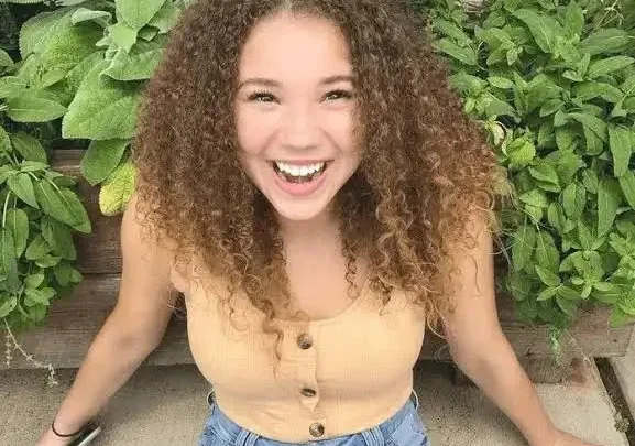 Sierra Haschak’s sister, Madison Haschak Biography: Dance, Net Worth, Age, Boyfriend, Parents, Siblings, Height, Content Creation, YouTube, Instagram