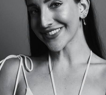 Molly Long Biography: Net Worth, Age, Project 21, Boyfriend, Parents, Ethnicity, Religion