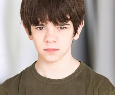 Miles Ekhardt Biography: Age, Net Worth, Awards, Girlfriend, Movies, Ethnicity, Religion, Parents