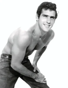Andrés García - Biography