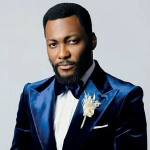 Tope Tedela - Biography