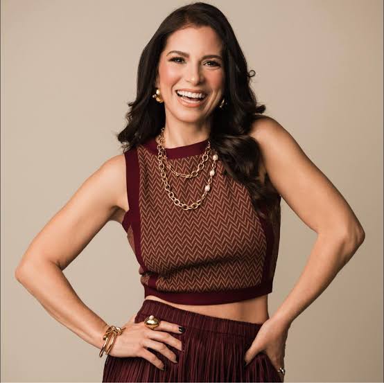 Alessandra Rosaldo Biography: Songs, Movies & TV Shows, Age, Husband, Net Worth, Height, Children, Parents, Instagram
