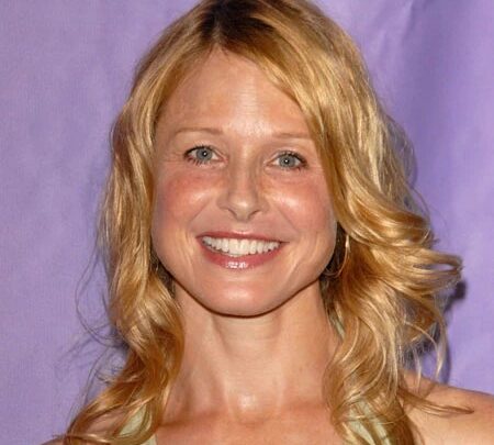 Arija Bareikis Biography: Age, Height, Net Worth, Husband, Movies, TV Shows, Ethnicity, Religion