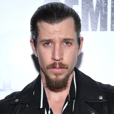 Beau Knapp - Biography