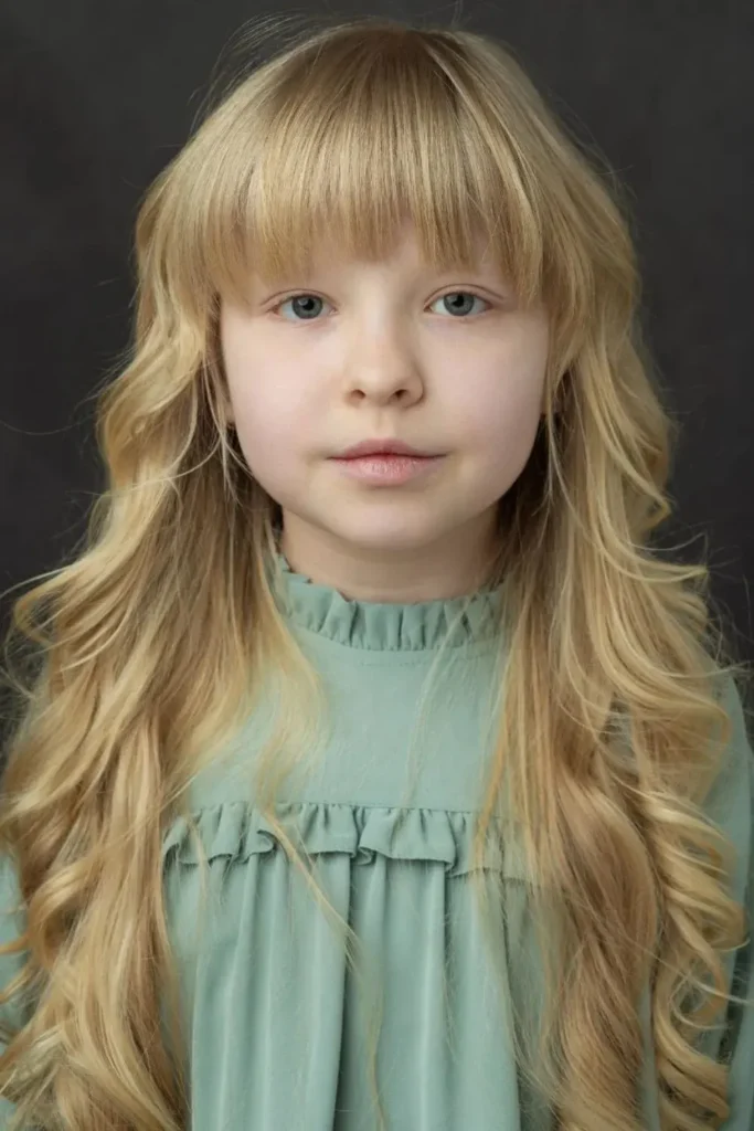 Eva Smirnova - Biography