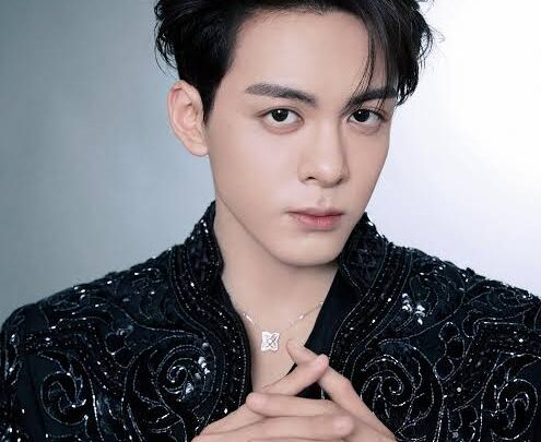 Zeng Shunxi Bio: Net Worth, Age, Songs, Girlfriend, Movies & TV Shows, Height, Instagram