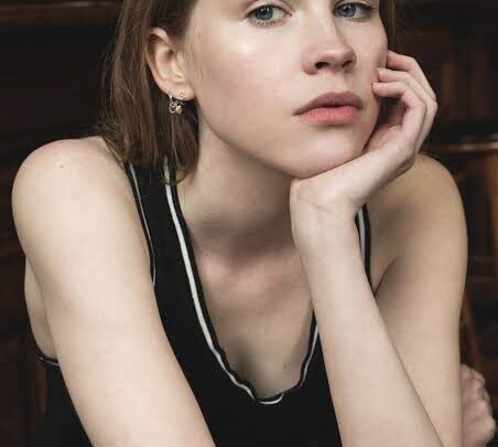 Eve Connolly Biography: Age, Height, Ethnicity, Instagram, Religion, Net Worth, Boyfriend, Movies