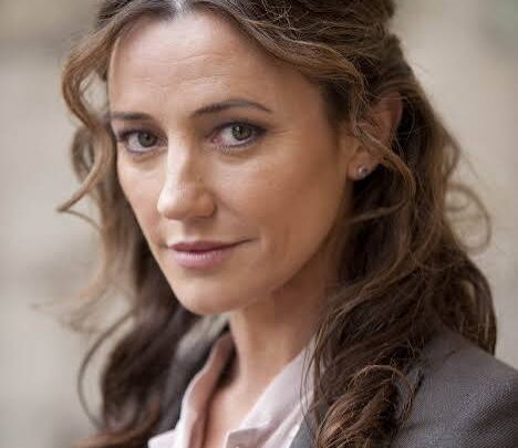 Orla Brady Biography: Age, Awards, Height, Net Worth, Husband, Movies, Instagram, Ethnicity