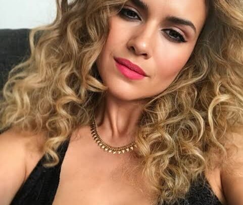 Lisa Marcos Biography: Age, Runway, Height, Net Worth, Boyfriend, Movies, Ethnicity, Religion, Instagram