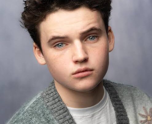 Benjamin Evan Ainsworth Biography: Age, Height, Net Worth, Instagram, Awards, Ethnicity, Girlfriend, Movies