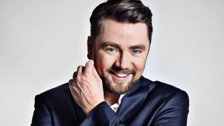 Kuba Badach Biography: Net Worth, Age, Wife, Parents,  Songs, Height, Kids, Events, Career