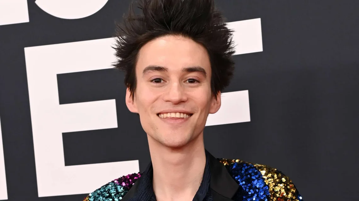 Jacob Collier Biography: Age, Height, Net Worth, Parents, Siblings, Albums, Songs, Awards, YouTube