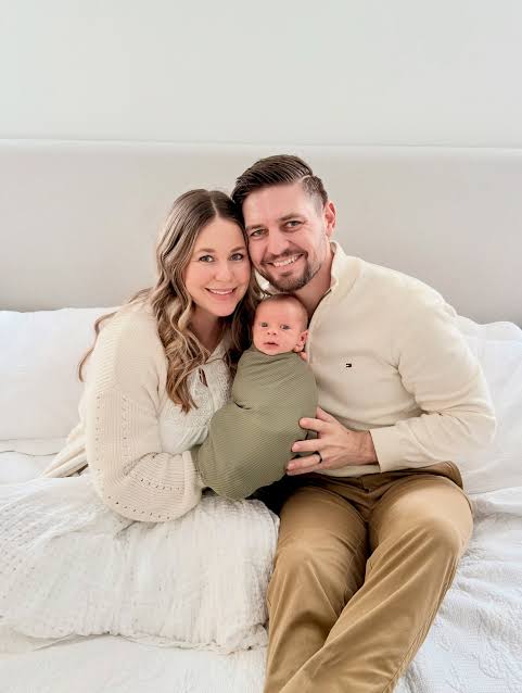 Jana Duggar - Biography