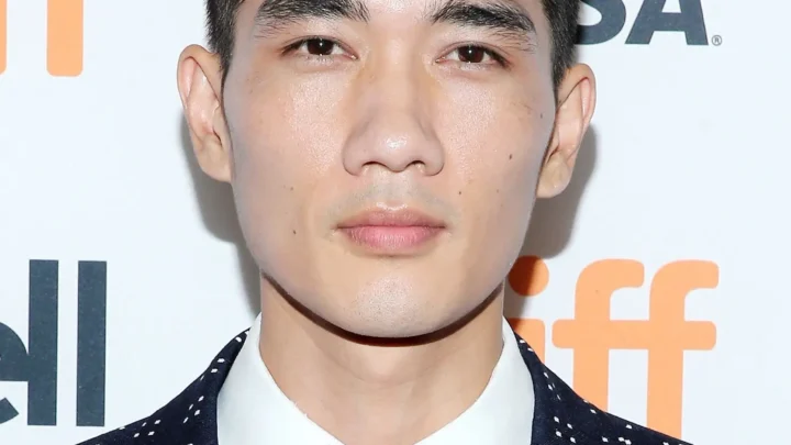 Um Tae-goo Biography: Partner, Instagram, Age, Siblings, Net Worth, Height, Movies & TV Shows, Wiki