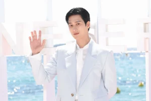 Ahn Bo-hyun - Biography