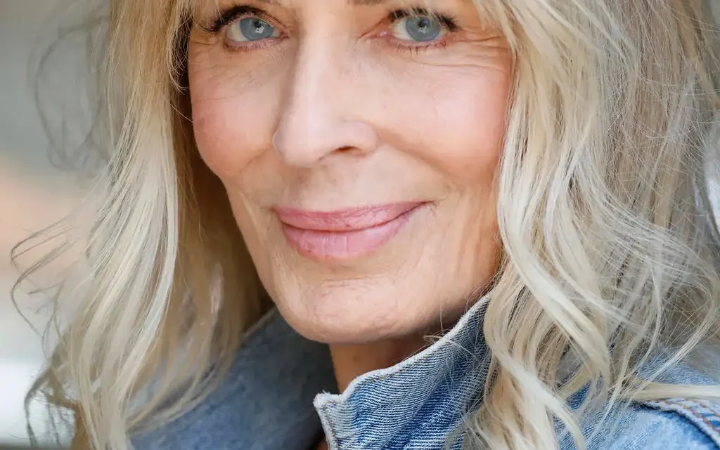 Joanna Cassidy Biography: Age, Height, Net Worth, Partner, Children, Movies & TV Shows