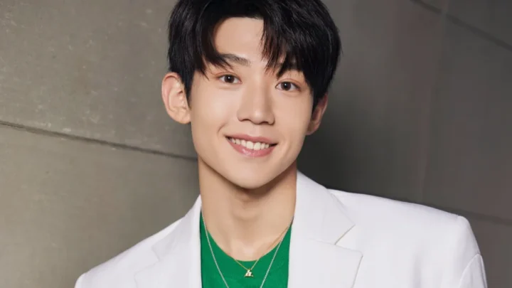Wu Jun Ting Biography: Age, Girlfriend, Net Worth, Height, Weibo, Ethnicity, Parents, Movies & TV Shows, Instagram