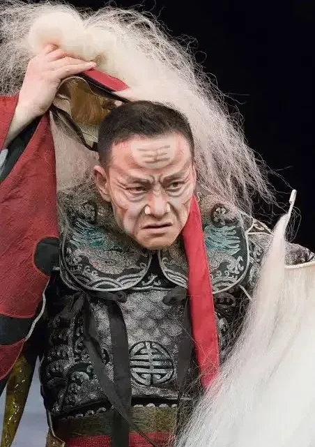 Wu Hsing-kuo Biography: Wife, Children, Siblings, Age, Net Worth, Height, Movies, TV Shows